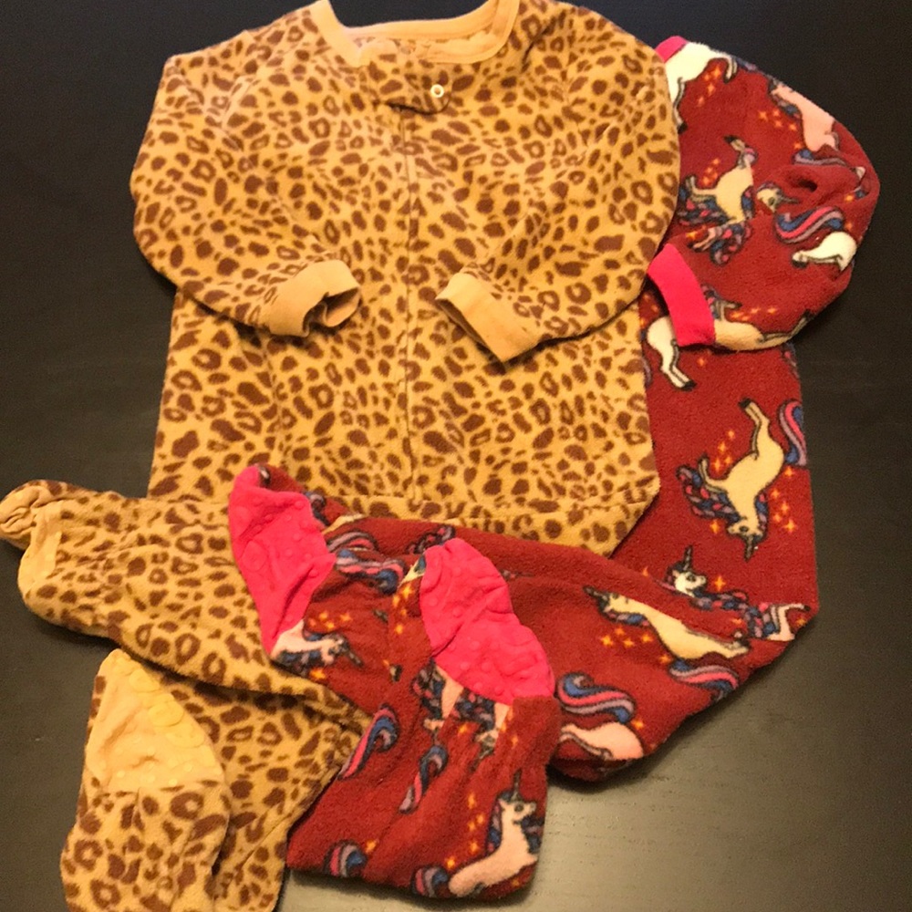 Two 18-24 month fleece Leveret zip fleece footies